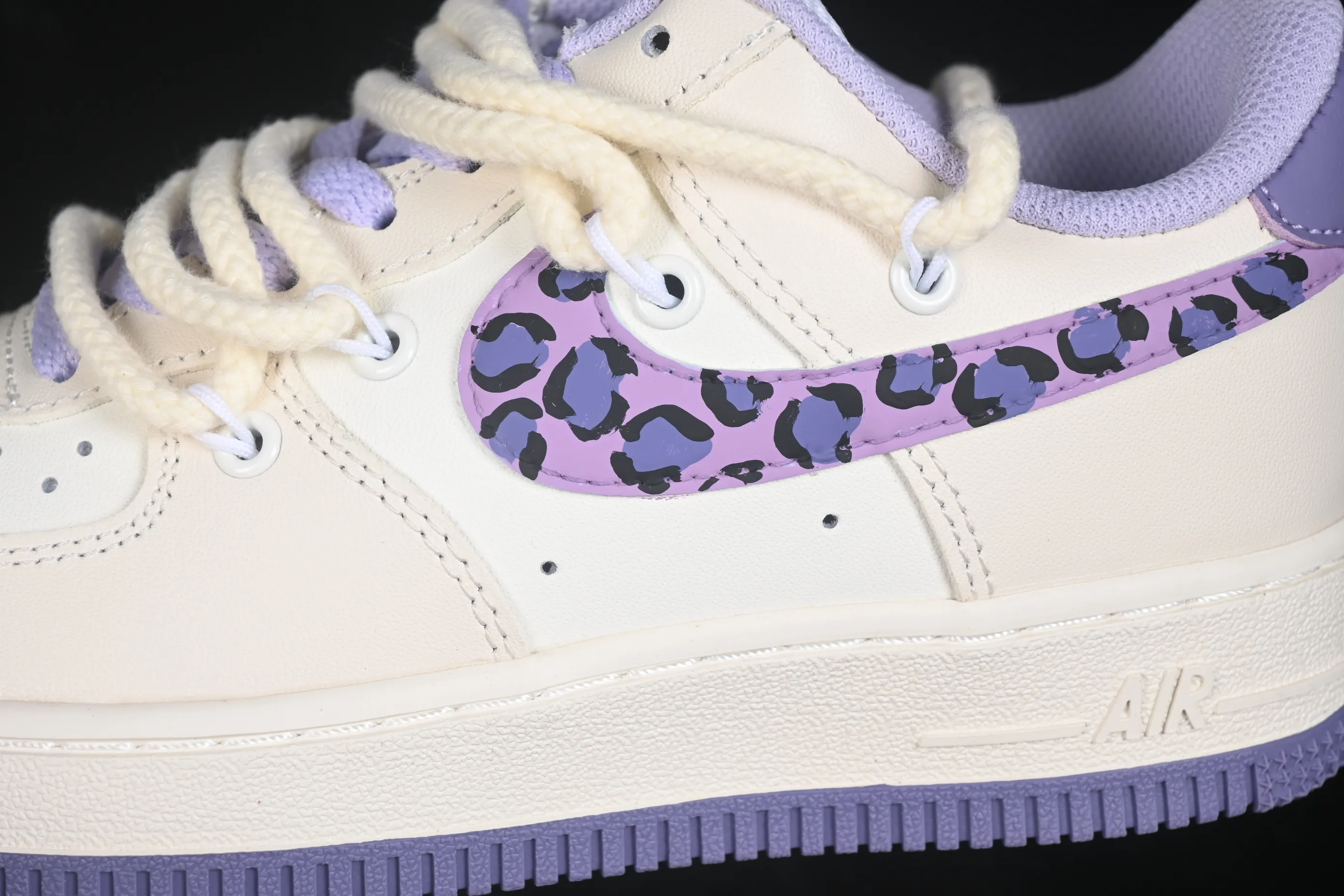 All categories Nk Air Force 1 Air Force series Nk Air Force 1 Low Air Force low-top Nike Air Force 1'07 Low "Taro Leopard" Hand-painted graffiti Taro leopard print Air Force 1 low-top casual sneakers FJ7740-111